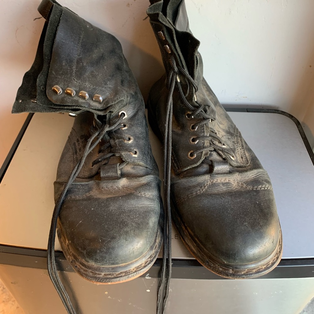 Men’s Docs